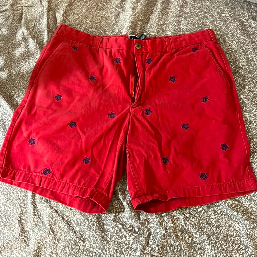 Club room embroidered chino shorts size 38